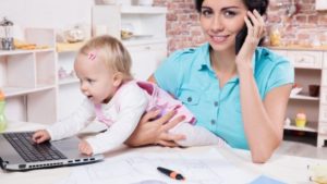 bigstock-business-woman-with-laptop-and-52267213-728x410