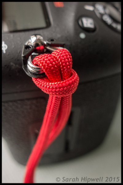 Paracord-wrist-strap-close-up