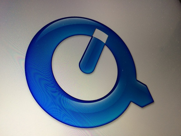 photo of apple quicktime logo